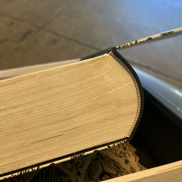 Gothic Patterned Notebooks - Picture 11 of 15